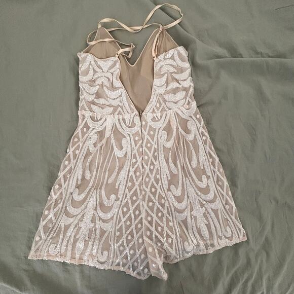 Lulu's sequin romper size small, NWOT - Picture 2 of 4